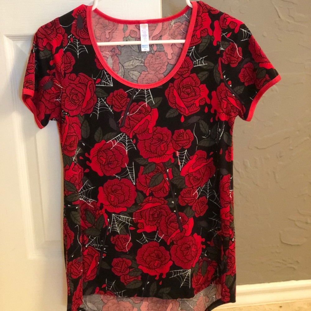 LulaRoe Classic T